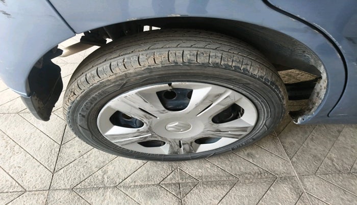 2018 Maruti Wagon R 1.0 VXI, Petrol, Manual, 73,101 km, tyre