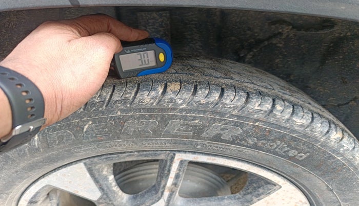 2022 Tata PUNCH ACCOMPLISHED AMT, Petrol, Automatic, 70,029 km, tyre