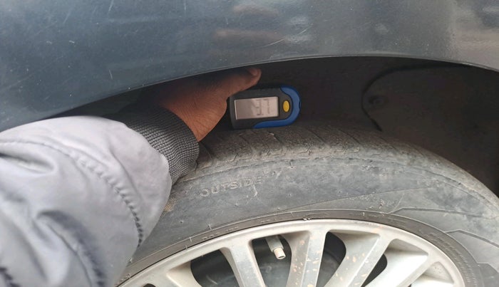 2015 Tata Zest XT PETROL, Petrol, Manual, 78,504 km, tyre