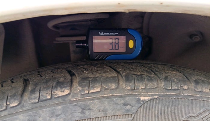 2016 Tata Tiago XT PETROL, Petrol, Manual, 1,26,436 km, tyre