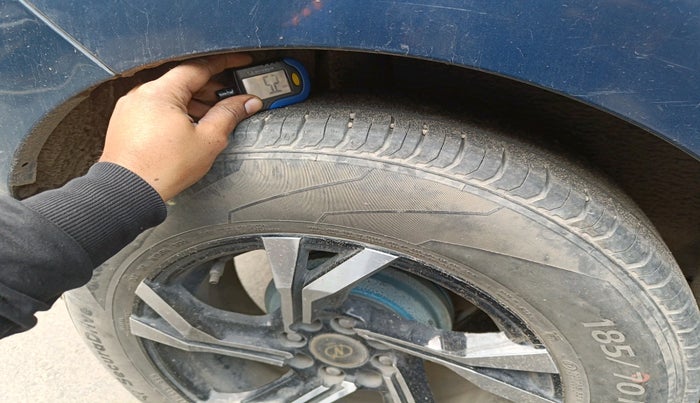 2016 Maruti Baleno DELTA PETROL 1.2, Petrol, Manual, 1,36,857 km, tyre