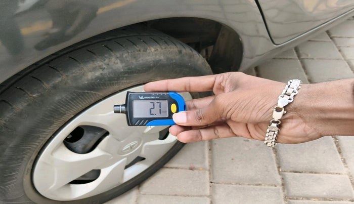 2021 Tata Tiago XT PETROL, Petrol, Manual, 41,875 km, tyre