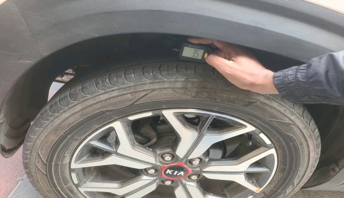 2020 KIA SELTOS GTX PLUS DCT 1.4 PETROL, Petrol, Automatic, 1,00,156 km, tyre