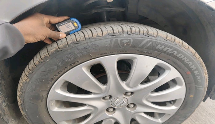 2017 Maruti Baleno ALPHA PETROL 1.2, Petrol, Manual, 1,09,318 km, tyre