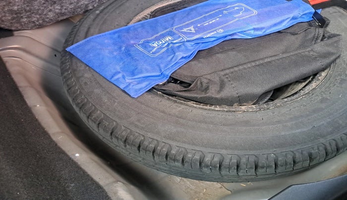 2022 Tata ALTROZ XT PETROL DARK EDITION, Petrol, Manual, 42,405 km, tyre