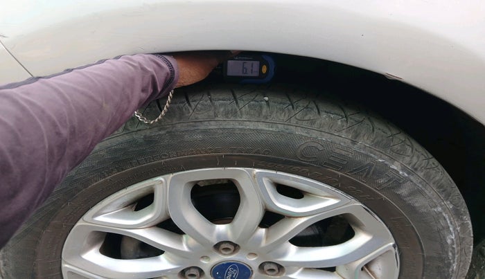 2014 Ford Ecosport TITANIUM 1.5L PETROL AT, Petrol, Automatic, 1,04,033 km, tyre