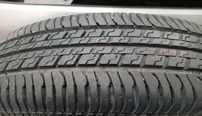 2014 Ford Ecosport TITANIUM 1.5L PETROL AT, Petrol, Automatic, 1,04,033 km, tyre