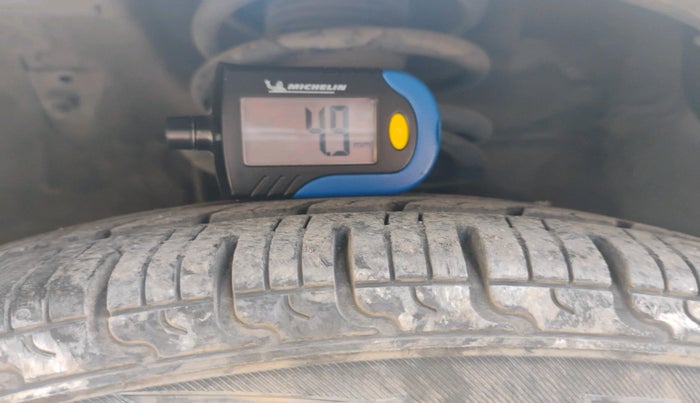 2012 Hyundai i10 MAGNA 1.2, Petrol, Manual, 79,761 km, tyre