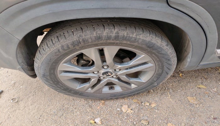 2021 KIA SELTOS HTX 1.5 PETROL, Petrol, Manual, 58,353 km, tyre