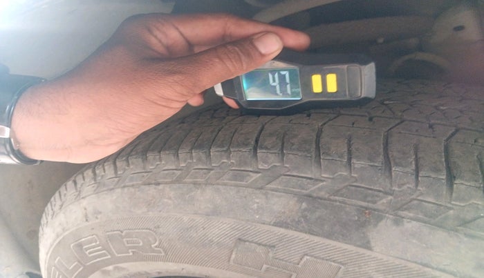 2018 Mahindra XUV500 W7, Diesel, Manual, 64,758 km, tyre