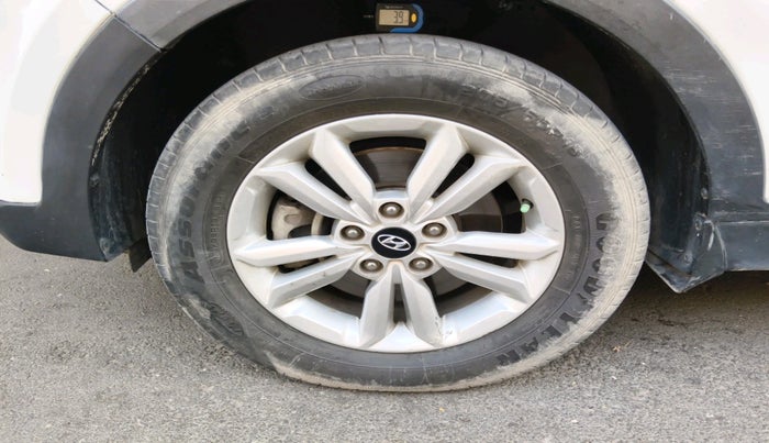 2016 Hyundai Creta SX PLUS 1.6 PETROL, Petrol, Manual, 84,744 km, tyre