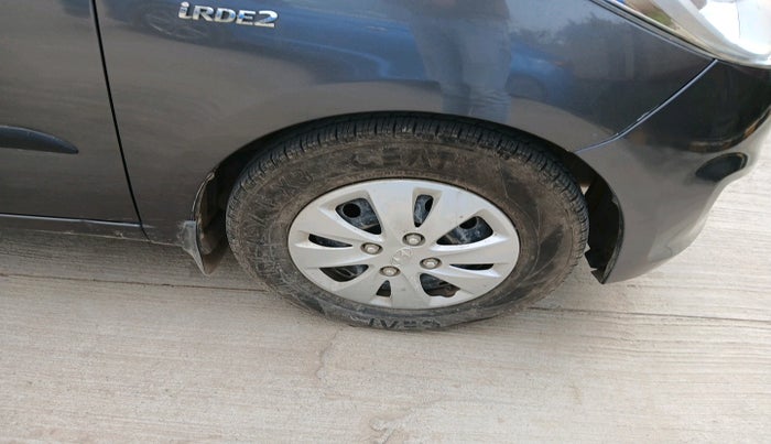 2013 Hyundai i10 MAGNA 1.1 LPG, Petrol, Manual, 20,220 km, tyre