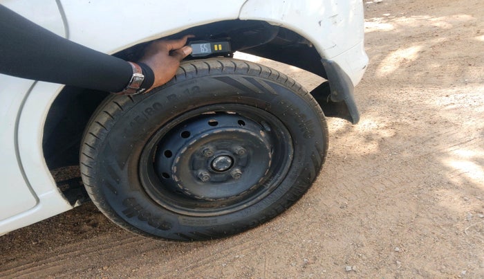 2011 Maruti Alto LX, Petrol, Manual, 1,40,209 km, tyre