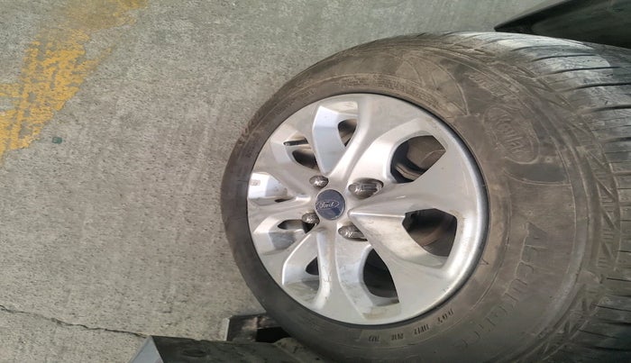 2017 Ford New Figo TITANIUM 1.5 PETROL AT, Petrol, Automatic, 51,942 km, tyre