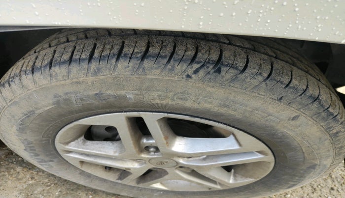 2018 Mahindra TUV 300 PLUS P8, Diesel, Manual, 49,136 km, tyre