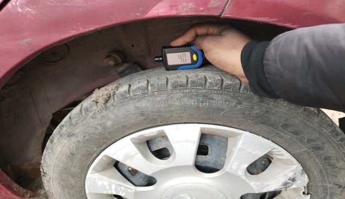 2011 Chevrolet Spark LT 1.0, Petrol, Manual, 33,141 km, tyre