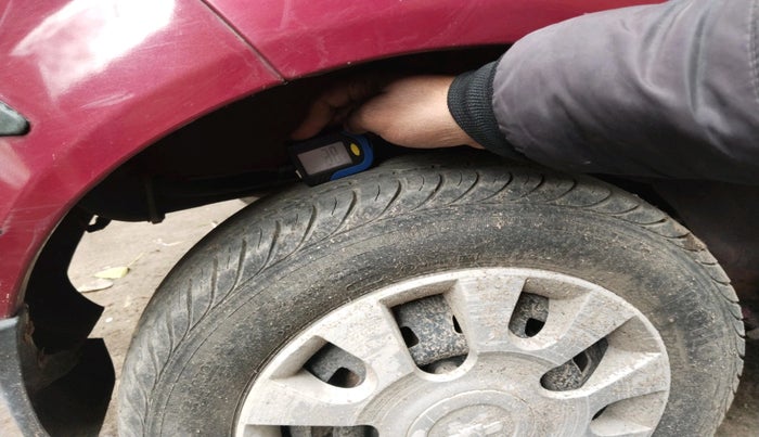 2011 Chevrolet Spark LT 1.0, Petrol, Manual, 33,141 km, tyre