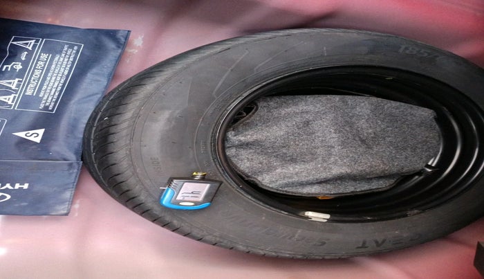 2023 Hyundai Verna SX (O) 1.5 TURBO PETROL DCT, Petrol, Automatic, 25,707 km, tyre