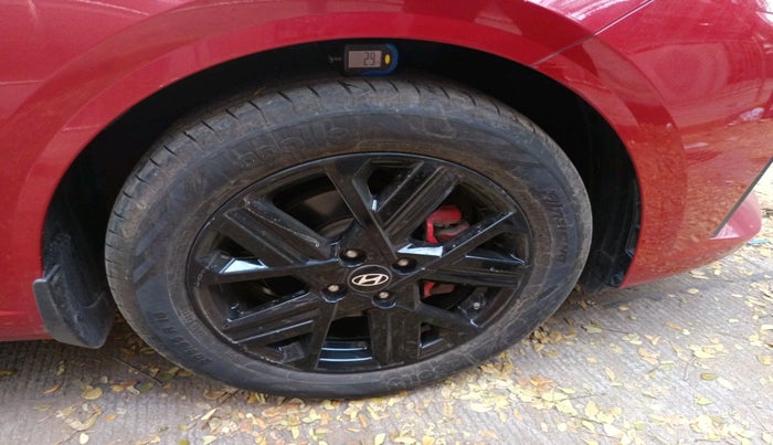 2023 Hyundai Verna SX (O) 1.5 TURBO PETROL DCT, Petrol, Automatic, 25,707 km, tyre