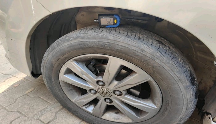 2013 Maruti Wagon R Stingray VXI, Petrol, Manual, 83,040 km, tyre