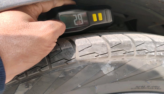 2019 Honda Amaze 1.5L I-DTEC VX CVT, Diesel, Automatic, 1,91,415 km, tyre