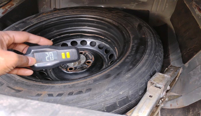 2019 Honda Amaze 1.5L I-DTEC VX CVT, Diesel, Automatic, 1,91,415 km, tyre