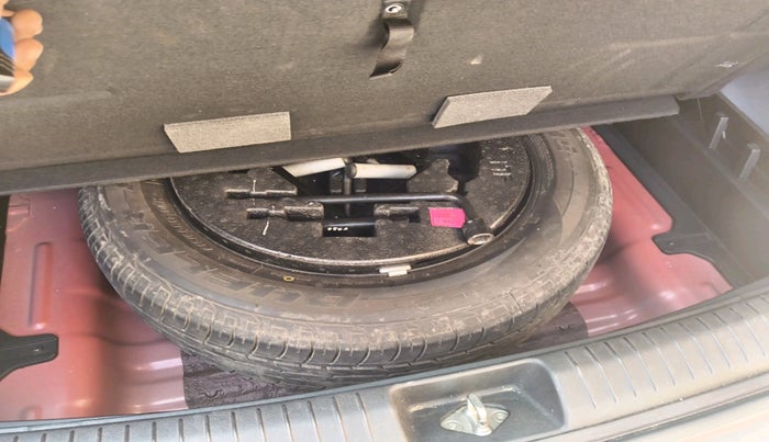 2019 Hyundai Creta SX AT 1.6 PETROL, Petrol, Automatic, 53,106 km, tyre