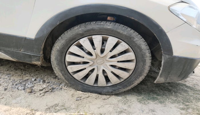 2017 Maruti S Cross SIGMA 1.3, Diesel, Manual, 96,693 km, tyre