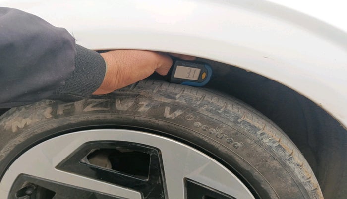 2023 Hyundai AURA S 1.2 CNG, Petrol, Manual, 45,641 km, tyre