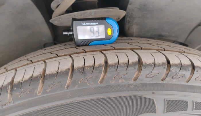 2016 Nissan Terrano XL (P), Petrol, Manual, 58,646 km, tyre