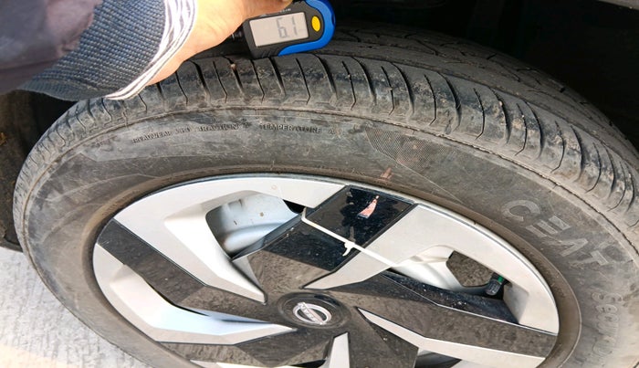 2024 Nissan MAGNITE XE, Petrol, Manual, 1,866 km, tyre