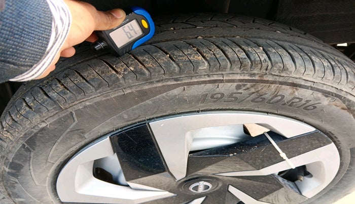 2024 Nissan MAGNITE XE, Petrol, Manual, 1,866 km, tyre