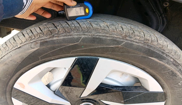 2024 Nissan MAGNITE XE, Petrol, Manual, 1,866 km, tyre