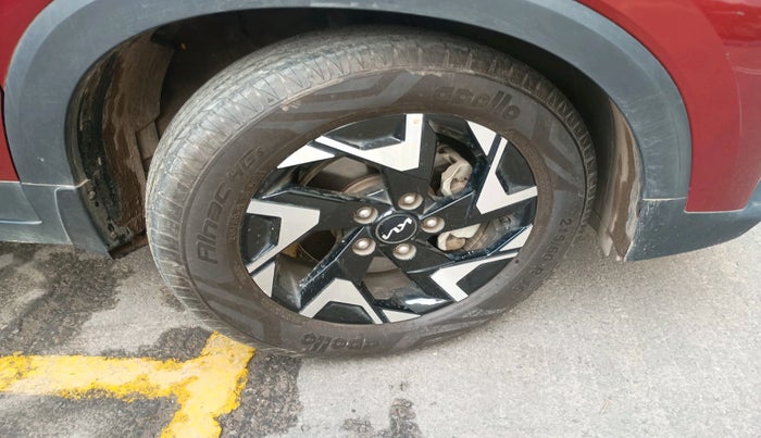 2024 KIA SONET GTX Plus 1.0 Turbo Petrol DCT Dual Tone, Petrol, Automatic, 5,255 km, tyre