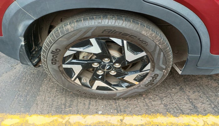 2024 KIA SONET GTX Plus 1.0 Turbo Petrol DCT Dual Tone, Petrol, Automatic, 5,255 km, tyre