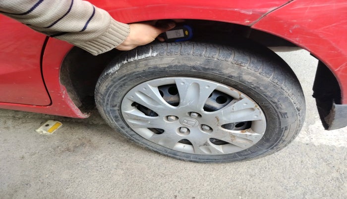 2014 Honda Brio S MT, Petrol, Manual, 69,831 km, tyre