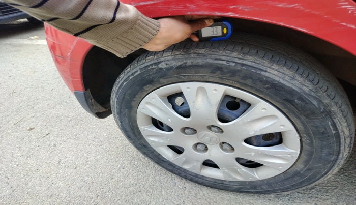 2014 Honda Brio S MT, Petrol, Manual, 69,831 km, tyre