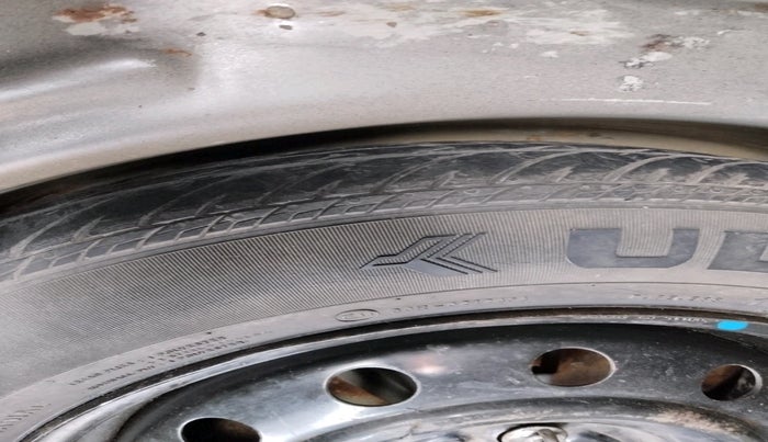 2015 Maruti Ritz VXI, Petrol, Manual, 89,998 km, tyre