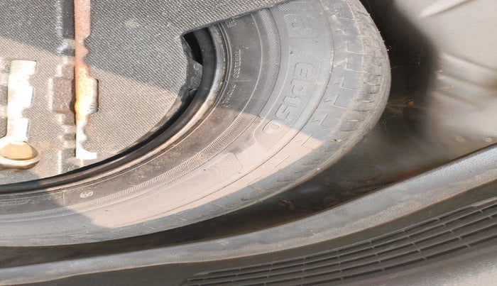 2017 Honda WR-V 1.5L I-DTEC VX MT, Diesel, Manual, 82,751 km, tyre