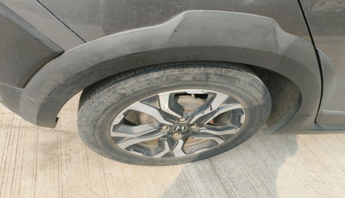 2017 Honda WR-V 1.5L I-DTEC VX MT, Diesel, Manual, 82,751 km, tyre