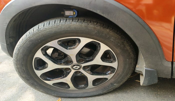 2017 Renault Captur PLATINE DIESEL DUAL TONE, Diesel, Manual, 20,597 km, tyre