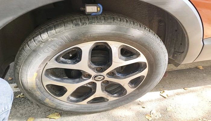 2017 Renault Captur PLATINE DIESEL DUAL TONE, Diesel, Manual, 20,597 km, tyre