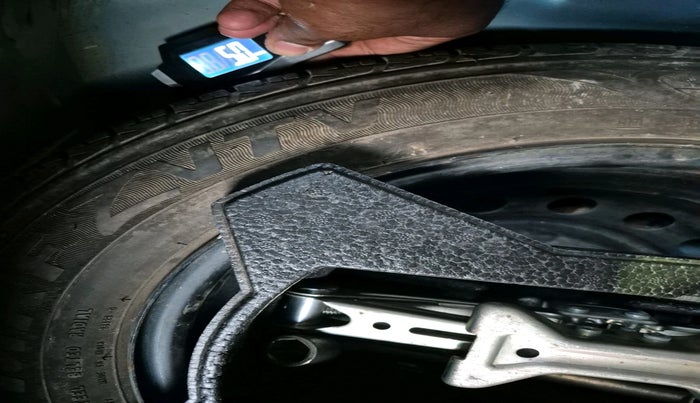 2016 Maruti Celerio ZXI AMT, Petrol, Automatic, 42,875 km, tyre