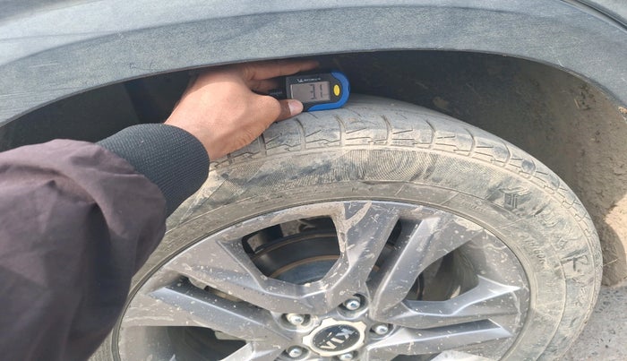 2020 KIA SELTOS HTX 1.5 DIESEL, Diesel, Manual, 1,00,356 km, tyre