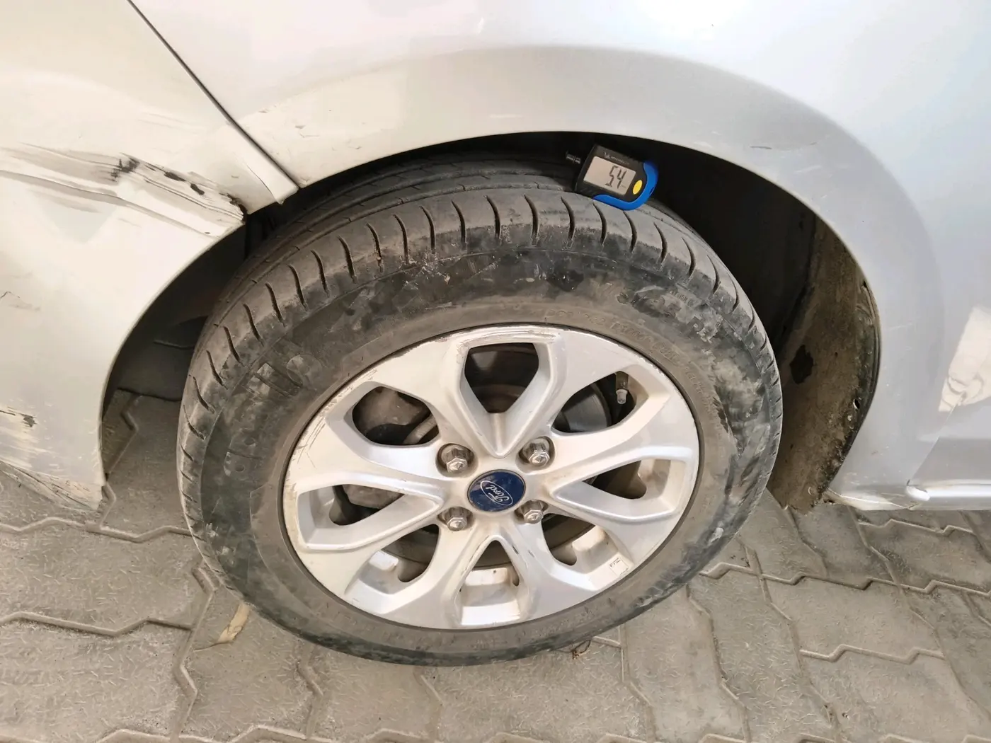 2016 Ford Figo Aspire TITANIUM 1.2 PETROL, Petrol, Manual, 51,580 km, tyre