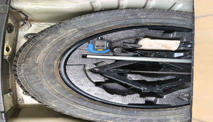 2014 Skoda Octavia AMBITION 1.4 TSI, Petrol, Manual, 54,770 km, tyre