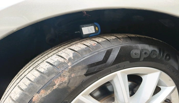 2014 Skoda Octavia AMBITION 1.4 TSI, Petrol, Manual, 54,770 km, tyre