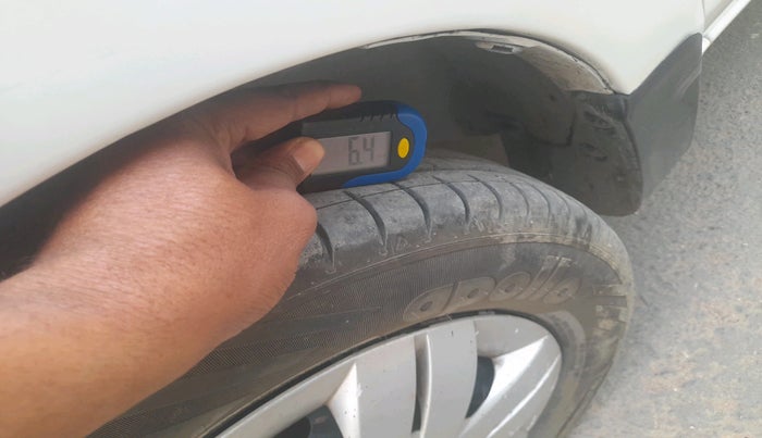 2013 Maruti Alto 800 LXI, Petrol, Manual, 58,623 km, tyre