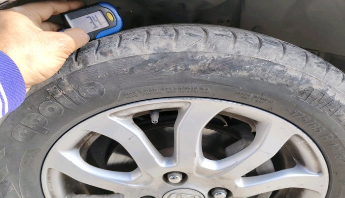 2015 Honda Amaze 1.2L I-VTEC VX, Petrol, Manual, 98,668 km, tyre