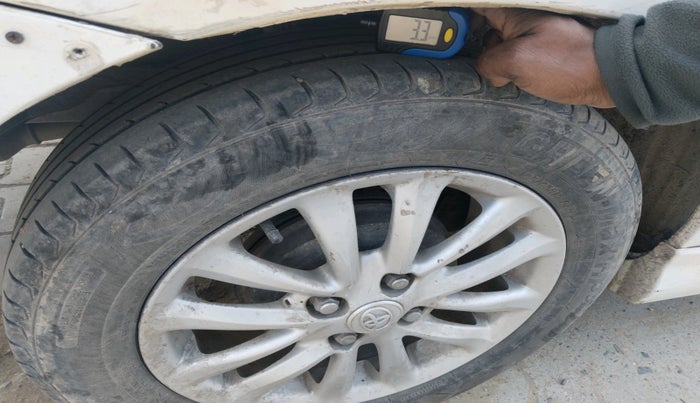 2011 Toyota Etios VX, Petrol, Manual, 1,31,237 km, tyre